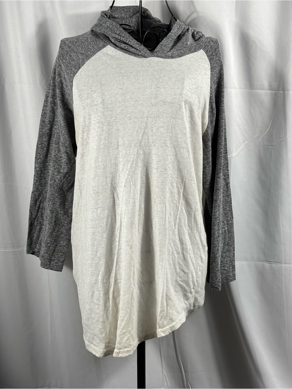 Carbon Two-Tone Raglan Hooded Long Sleeve Shirt - White & Gray